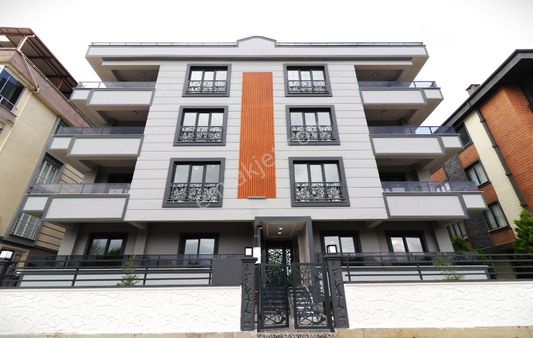 Akçay'da Aygül Farkı İle Modern Lüks Tasarım Sıfır Ara Kat Ayrı Mutfak Çift Balkon 2+1 Satılık Daire