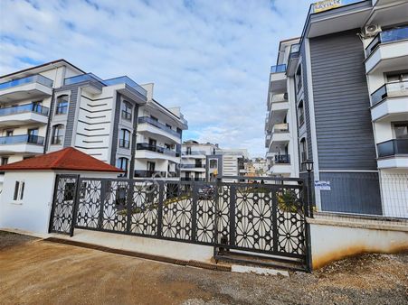 Beytkum Deniz Manzaralı Havuzlu Depolu 3+1 Geniş Çatı Dubleksi