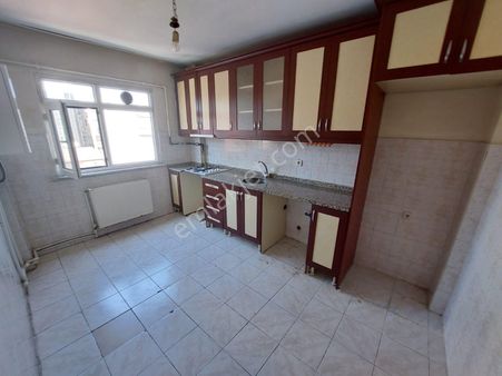 Atatürk Mah. Bahariye Metrosuna Yakın Satılık 2+1 5.kat