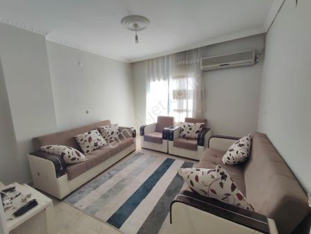 Acar Emlaktan Çarşı Merkezde 2+1 90m2 Eşyalı Arakat Lüks Daire