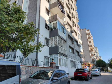 Bornova Evka 4 De 1+1 Fiyatına 2+1 Kapalı Mutfak Güney Cephe Satılık Daire