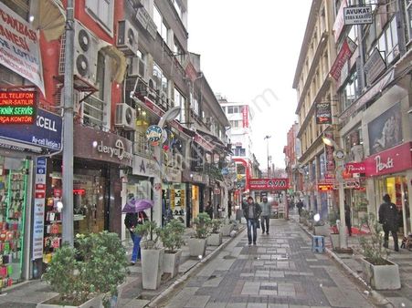 Zeytinlikte Postaneye Avm Lere Yakın 27m2 Eşyalı 1+0 Ofis