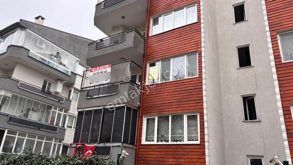 Beşevler Mahallesinde Arakat İçi Yenilenmiş 3+1 Dare