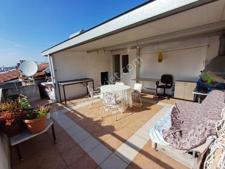 Vali Rahmi Bey Mahallesinde Mümemmel Manzaralı Çatı Dubleksi