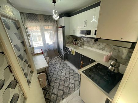 Malazgirt Mh 3+1 Katta Güney Cephe 12. Caddeye Yakın Konumda Satılık Daire