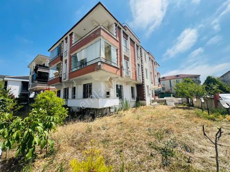 Acil Satılık Karasu Çarşı Merkezde,araç Takaslı 3+1 Daire