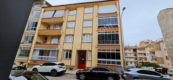 Cedit Mah.satılık Bakımlı Daire.