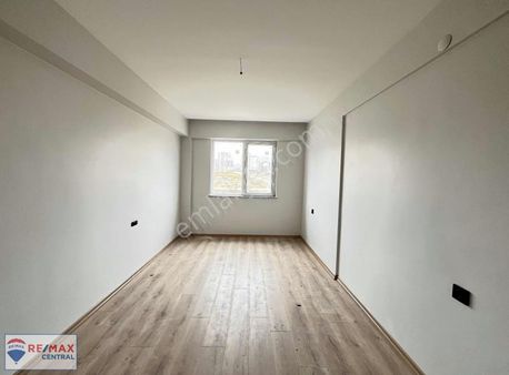 Remax Centralden Satılık 3,5+1 Daire