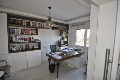 Pyramıd Emlak'tan Ataköy 9.kısım Atrium Yanı Boş Tadilatlı 1+1