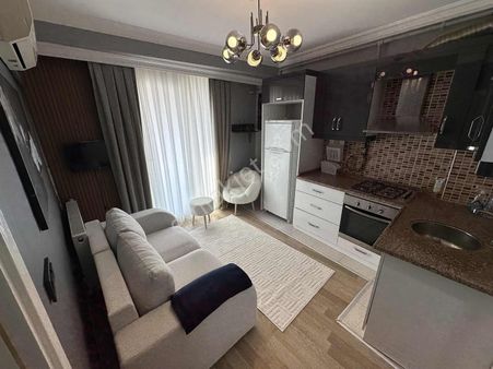 Balkonlu Doğalgaz-klimalı Arakat Üniversite Yakını Satılık