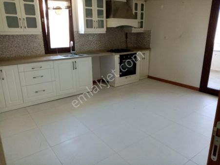 Balıkesir Altıeylül Plevne Mah.demirdağ Emlaktan Kiralık 4+1 Ara Kat Daire