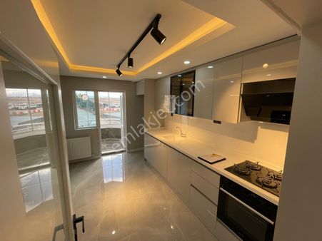 Mç Emlaktan Etimesguttan İstasyon Mahallesinde Ful Yapılı Daire