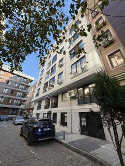 Maltepe Merkezde, Satılık 3+1 Kombili, Giriş Kat