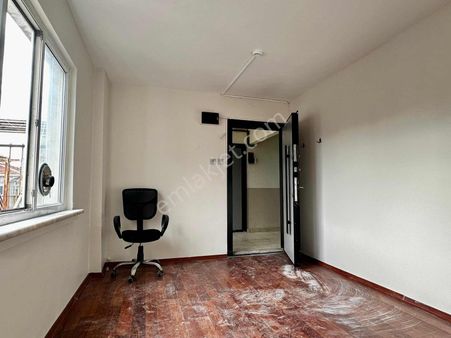 Bakırköy Zeytinlik Mahallesin De Ptt Ye Yakın 1+0 15m2