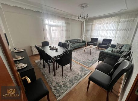 Ahmet Özcan Cd. Üzeri Satılık 3+1 Daire