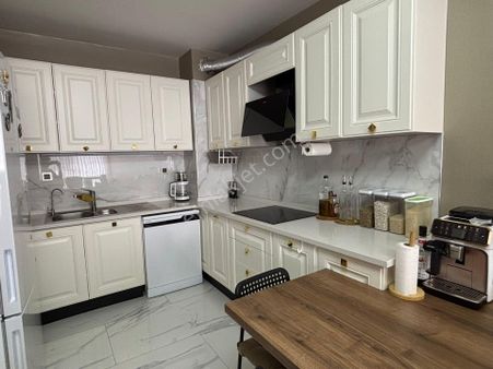 Y.mahalle Yuvaköy'de Full Yapılı Site İçi 2+1 Satılık Daire