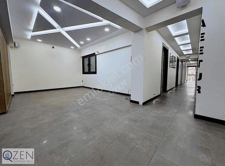 Qzen Gayrimenkulden Cadde Üzeri 4+1 180 M2 Daire