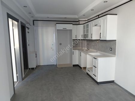 Muradiye Merkez De Satılık 1+1 Sıfır 55 M2 Daireler 3.000.000 Tl