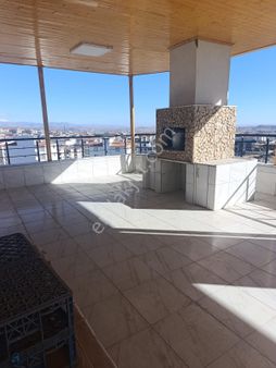 Çınar Emlaktan Erdemoğlu Mh. Eşyalı Teraslı 3+1 Kiralık Daire