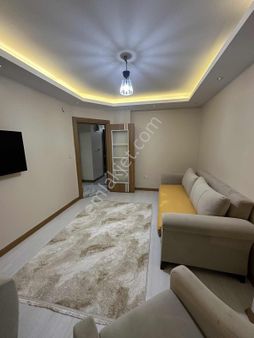 Caddenin Dibinde Yeni Binada 2+1 İskanlı Ara Kat