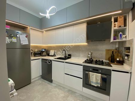 Türker Emlak | Ordu Cd. Yakını 3+1 Arakat Full Tadilatlı Daire