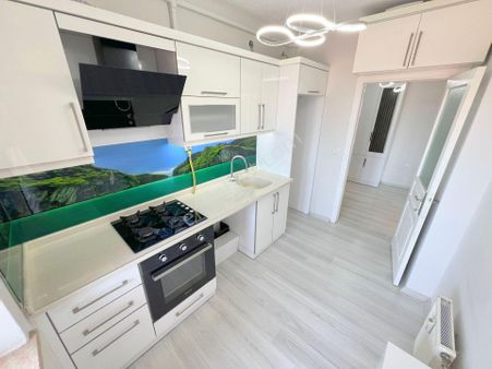 🔵🟢atatürk Mahallesin'de Ayrı Mutfaklı Arakat Masrafsız 2+1 Daire Fırsatı