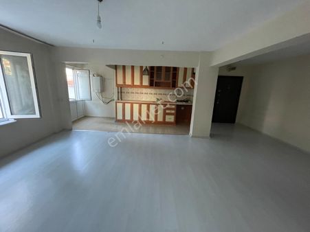 Bursa Kılıç Tan Heykel Alipaşa Da Satılık 2+1 Arakat 85m2 Daire