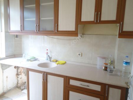 Aydınlıkevlerde 2+1 Kiralık Daire Gizem Emlaktan