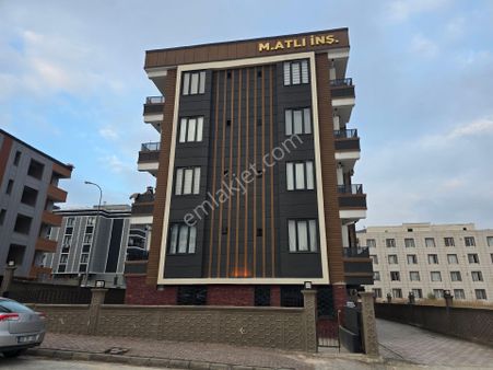 Maşuk Okul Bölgesinde Merkezi Konumda 1+1