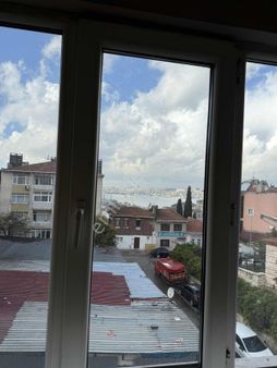 Üsküdar Çevik Kuvvetin Yanında Deniz Manzaralı Eşyalı Daire