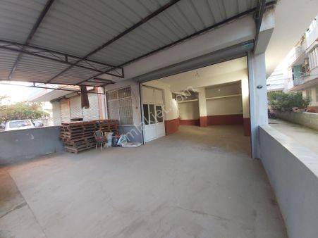 Ödemiş Zafer Mah. Kiralık Bahçeli Büyük Dükkan