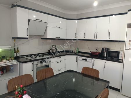 Körfez Atalar Mah.de Yerden Isıtmalı 2+1/116 M2 Otopark Üstü Dublex