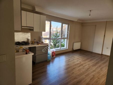 Burak Emlak'dan Kiralık Daire Kurtuluş Tevekküller Sk. 1+1 Yeni Bina