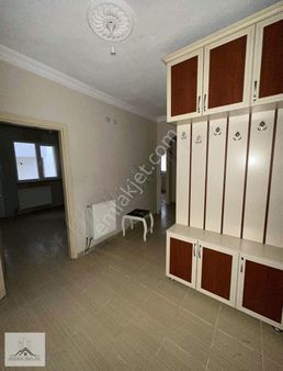 Aksan Emlak'tan Emek Mah. 3+1 Kiralık Bakımlı Daire!