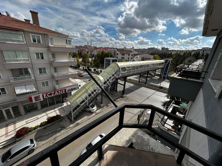 Sincan 12.cad.üzerinde 3+1 Geniş Masrafsız Oturuma Hazır Kiralık