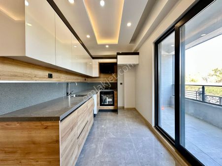 ꧁ay Emlaktan꧂akçay'da Ebeveyn Banyolu Ön Cephe Müstakil Tadında Satılık 2+1 Sıfır Ultra Lüks Daire