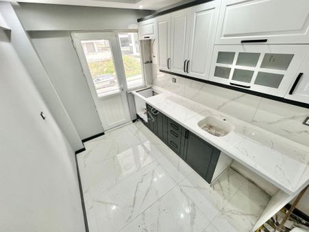 ꧁ay Emlaktan꧂akçay'da Denize Yakın Arakat Ön Cephe 3+1 Lüx Daire