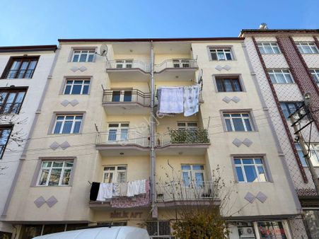 Mevsim Gayrimenkul Fevzi Çakmak Mah. Şehit İlhanlar 3+1 Kiralık