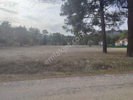 Kaş–kasaba Yoluna Yakın - 15 Dakikada Kaş Merkeze Ulaşım | Prestijli Konum | 2 Ayrı Tapu