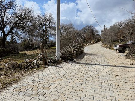 Muğla Menteşe Bağyaka Da Yolu Olan İmar Yanında Satılık Tarla