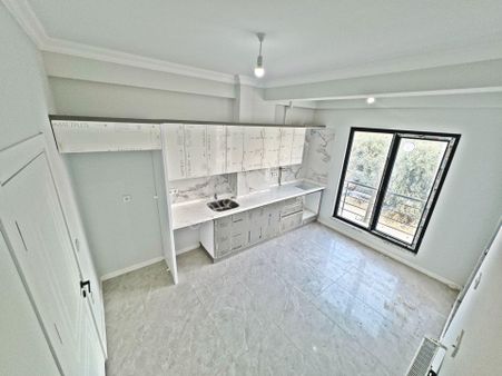 👉aygülden Edremit Kadıköy'de Sıfır Ara Kat Ön Cephe Ayrı Mutfak Ebeveyn Banyolu 2+1 Satılık Daire👈