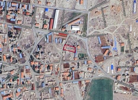 Karaman Merkez Kameni Köyünde 1.263 M² Kerpiç Ev Ve Arsası Satılıktır