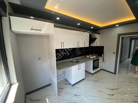 Metrobüse Komşu Bu Haftaya Özel Lüx 2+1 Arakat !!!