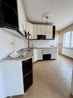 Muhittin Mahallesinde 15 Yaşında Fırsat 4+1 Dublex