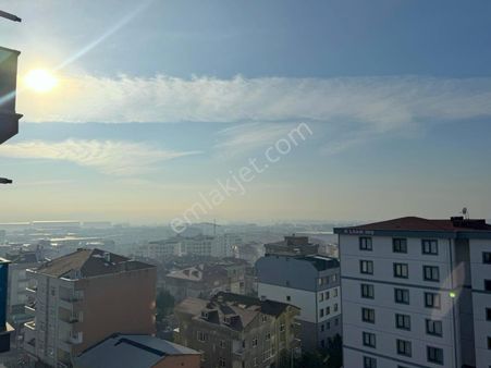 Mertcan'dan Deniz Manzaralı Havuzlu Lüks Sitede Ara Kat 1+1