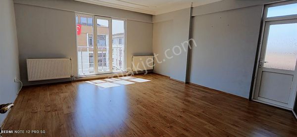 Remax Land'ten Fevzi Paşa Mah.de Kiralık 3+1 Daire