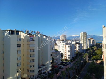 Yeşilbahçe Denize Yakın 150 M2 2+1 Kiralık Site İçinde Daire