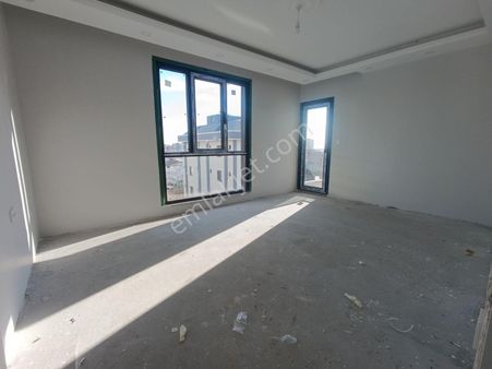 Orhangazi Mah Satılık Ebeveyn Banyolu 90m 2+1 Daire