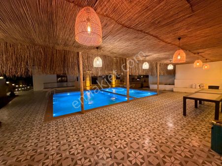 Salt Lake Rezidans Kapalı Otopark Olimpik Ve Çocuk Havuzu Ultra Lüxs 1+1