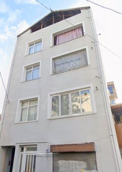 Mertcan'dan Topselvi Cad. 1dk 2 Dükkan + 3 Katlı Satılık Bina